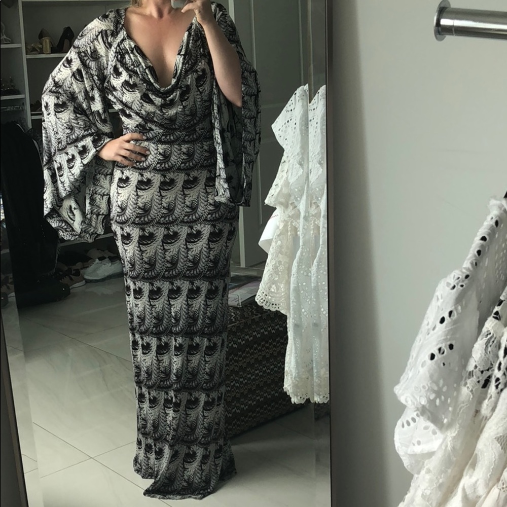 Leifsdottir Gown